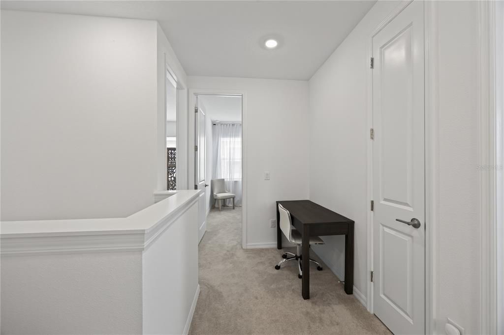 For Sale: $630,000 (5 beds, 3 baths, 2434 Square Feet)
