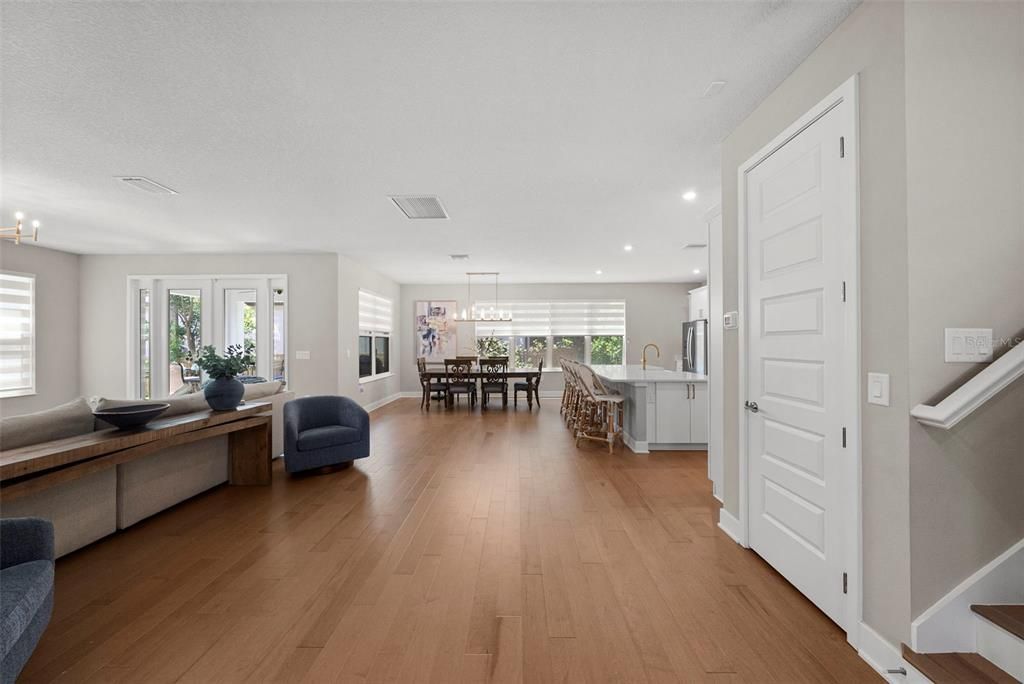 En Venta: $1,349,000 (4 camas, 4 baños, 3405 Pies cuadrados)