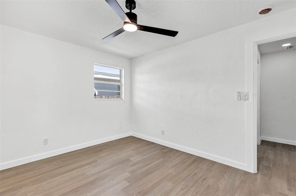 For Sale: $338,000 (2 beds, 2 baths, 1258 Square Feet)