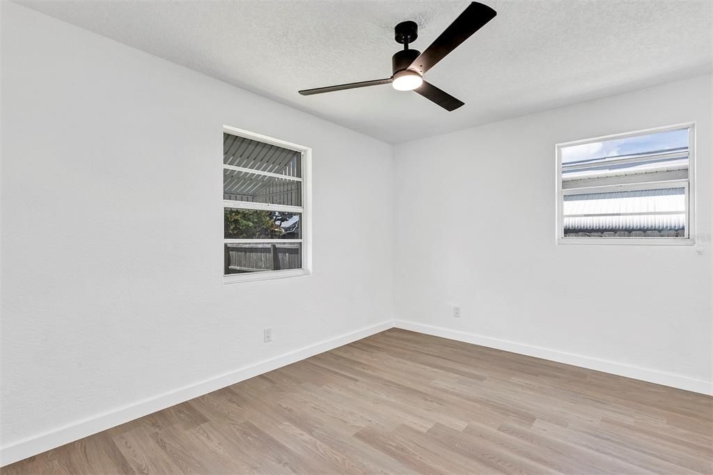 For Sale: $338,000 (2 beds, 2 baths, 1258 Square Feet)
