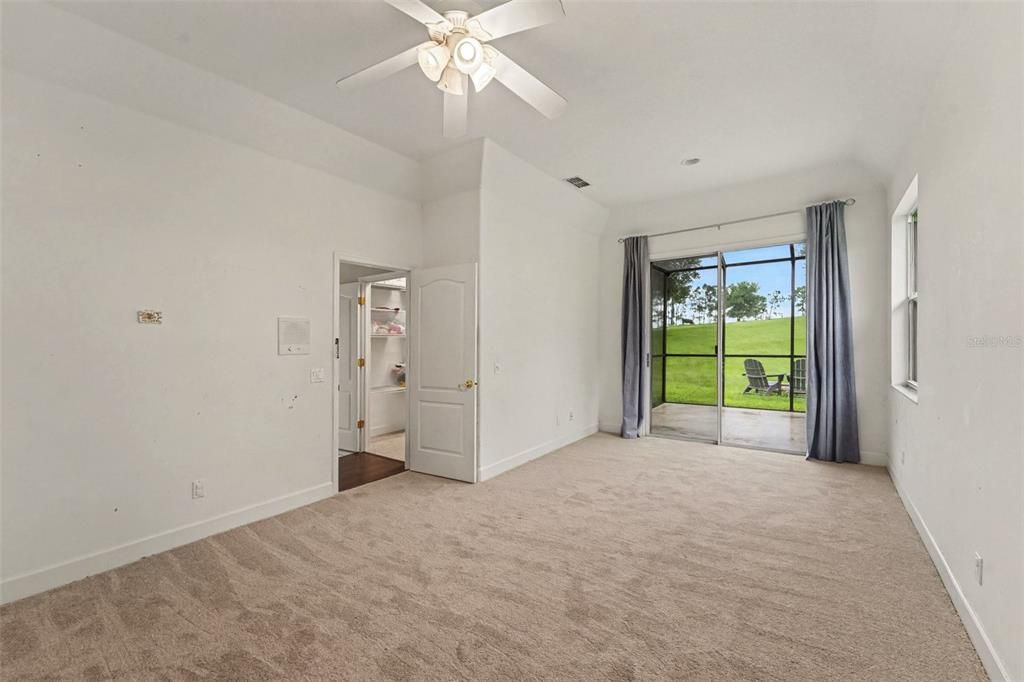 For Sale: $874,999 (6 beds, 4 baths, 4923 Square Feet)