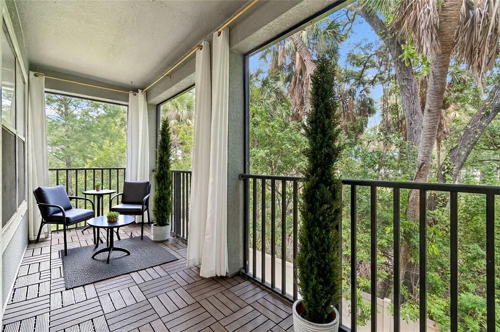 For Rent: $3,600 (3 beds, 2 baths, 1572 Square Feet)