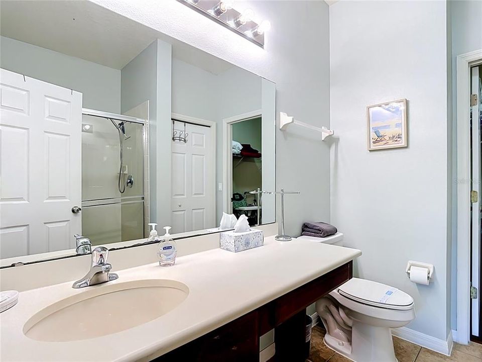 For Sale: $299,900 (3 beds, 2 baths, 1427 Square Feet)