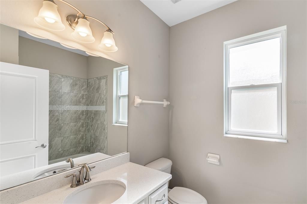 For Sale: $375,000 (3 beds, 2 baths, 1905 Square Feet)
