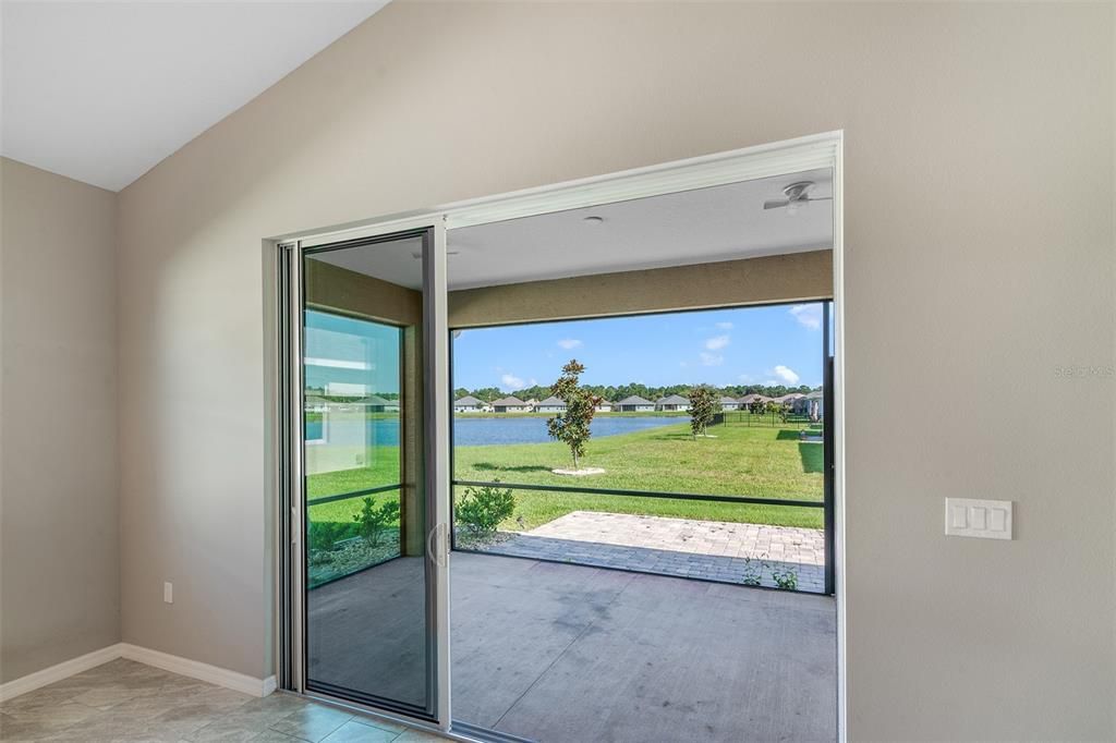 For Sale: $375,000 (3 beds, 2 baths, 1905 Square Feet)