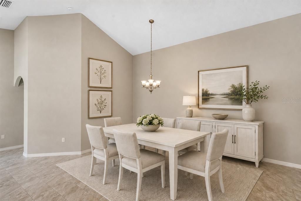 For Sale: $375,000 (3 beds, 2 baths, 1905 Square Feet)