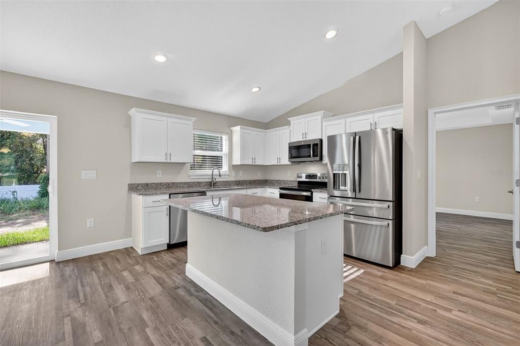 For Sale: $274,900 (3 beds, 2 baths, 1453 Square Feet)
