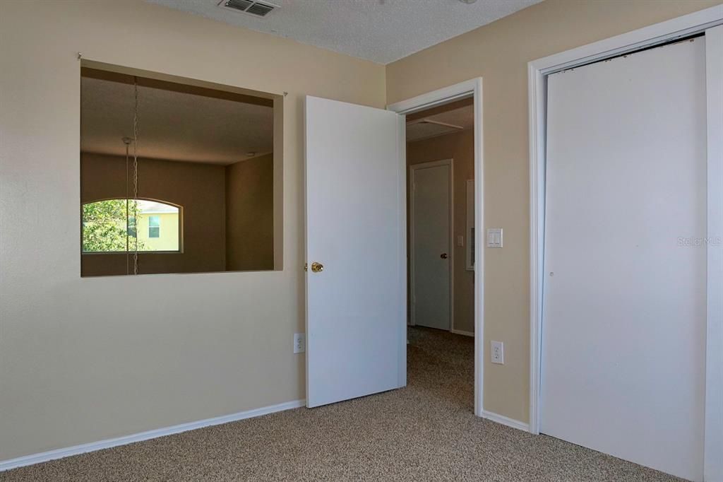 For Rent: $2,045 (3 beds, 2 baths, 1388 Square Feet)