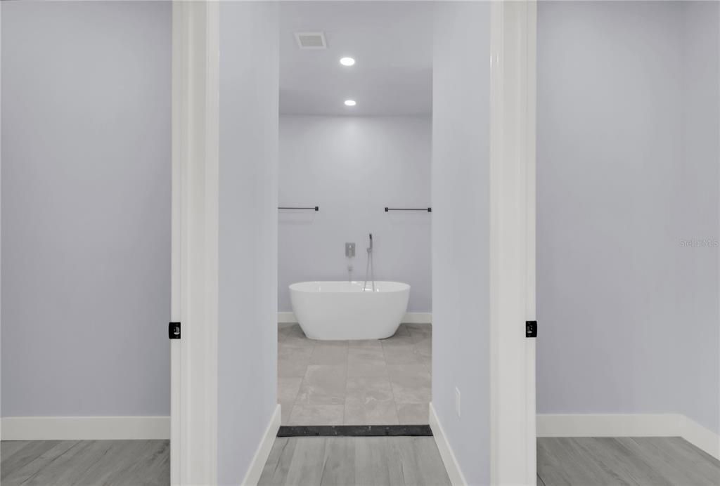 En Venta: $419,900 (4 camas, 3 baños, 2224 Pies cuadrados)