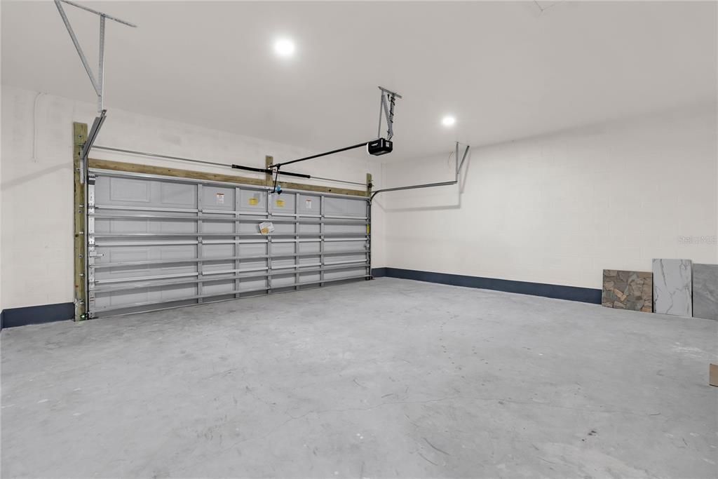 En Venta: $419,900 (4 camas, 3 baños, 2224 Pies cuadrados)
