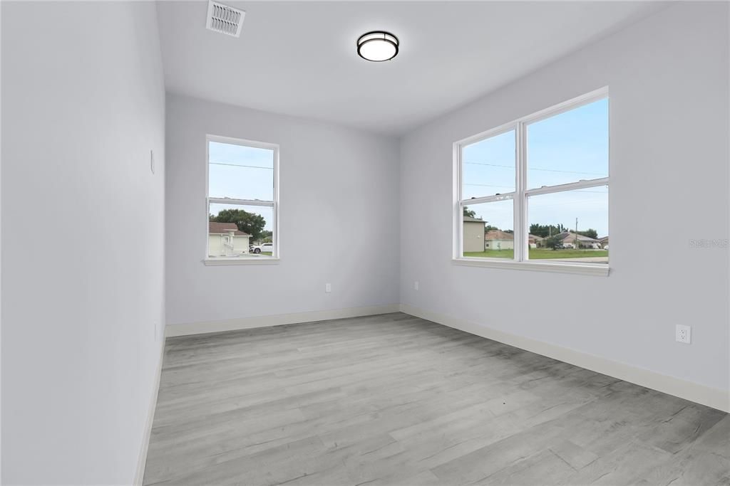 En Venta: $419,900 (4 camas, 3 baños, 2224 Pies cuadrados)