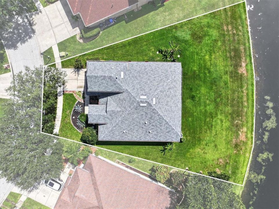 For Rent: $3,000 (4 beds, 2 baths, 2429 Square Feet)