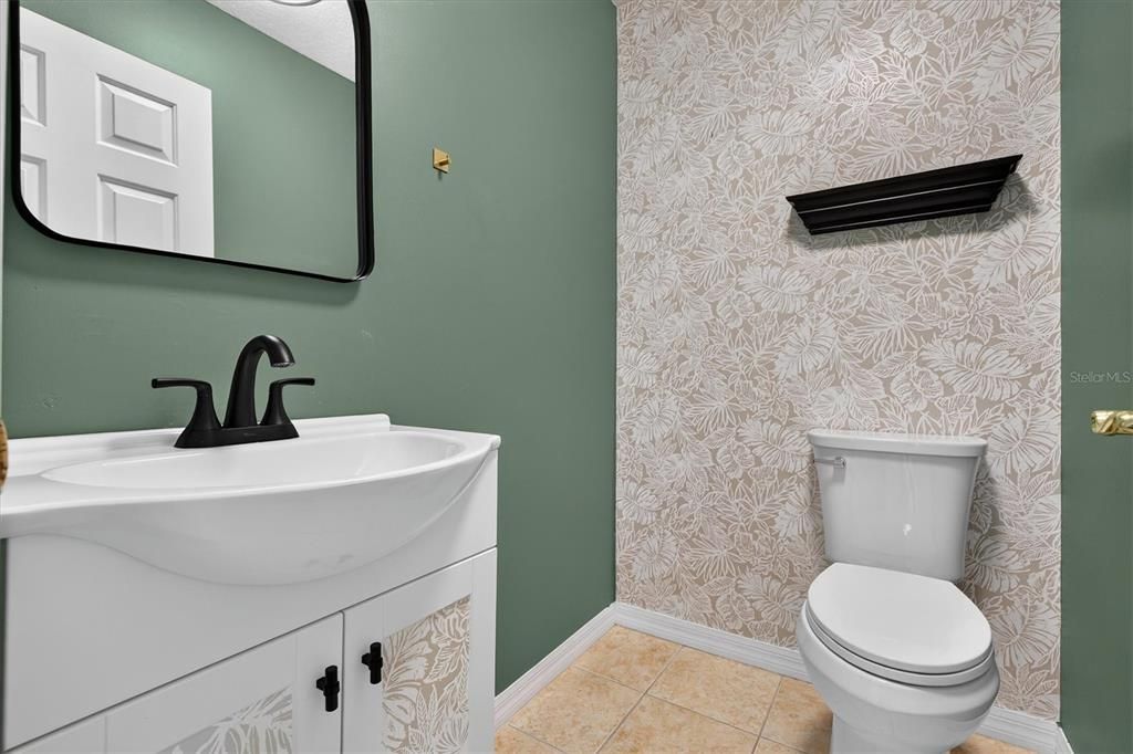 For Rent: $3,000 (4 beds, 2 baths, 2429 Square Feet)