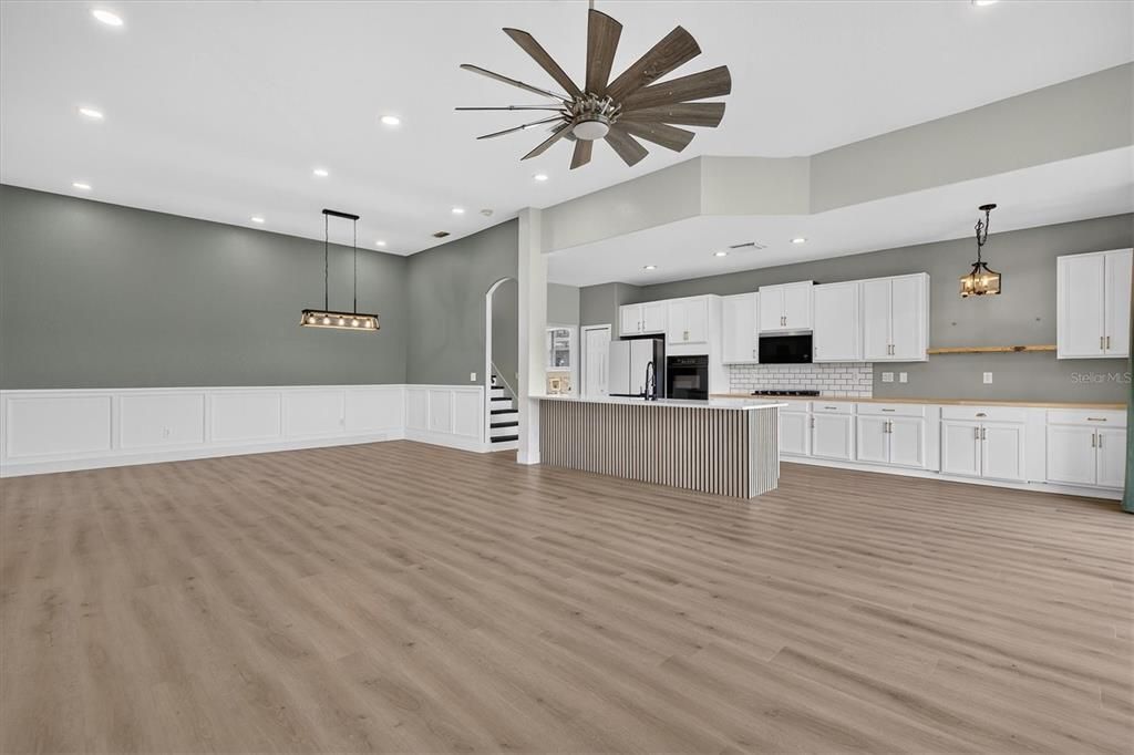 For Rent: $3,000 (4 beds, 2 baths, 2429 Square Feet)