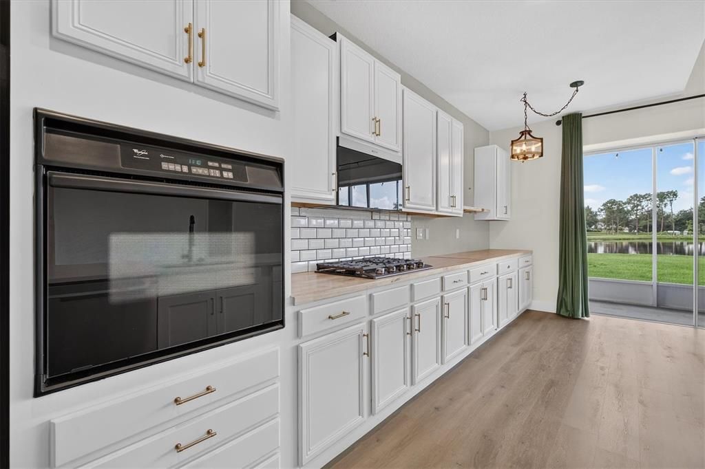 For Rent: $3,000 (4 beds, 2 baths, 2429 Square Feet)