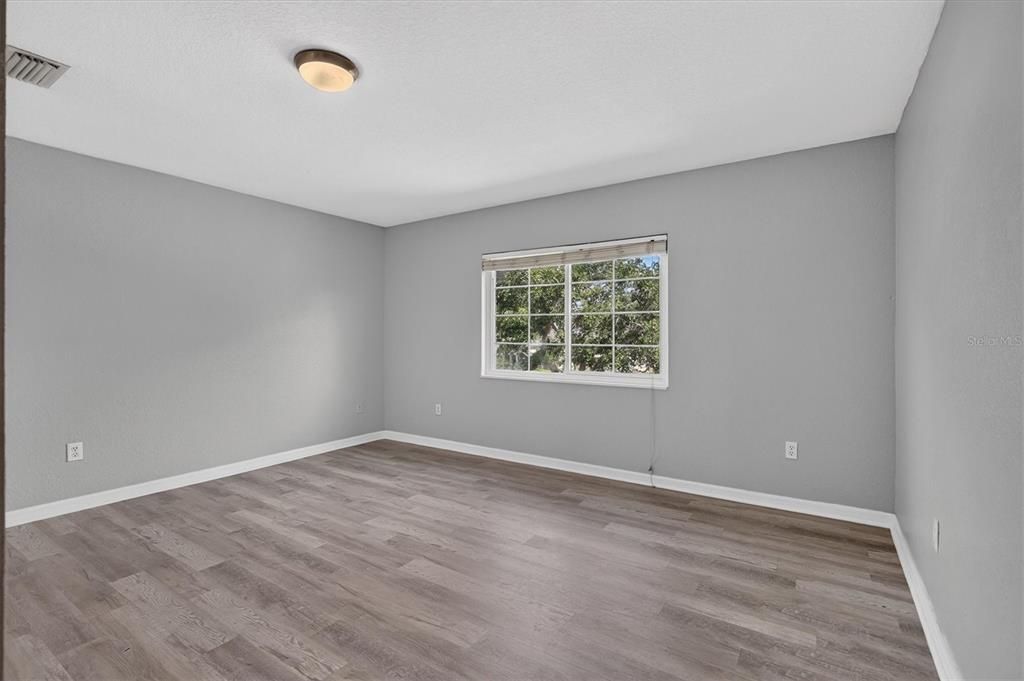 For Rent: $3,000 (4 beds, 2 baths, 2429 Square Feet)