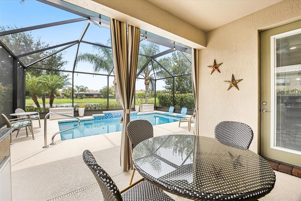 For Sale: $519,000 (2 beds, 2 baths, 1432 Square Feet)