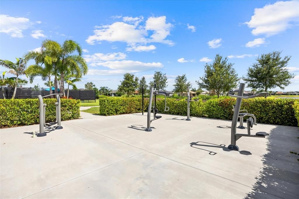 For Sale: $519,000 (2 beds, 2 baths, 1432 Square Feet)