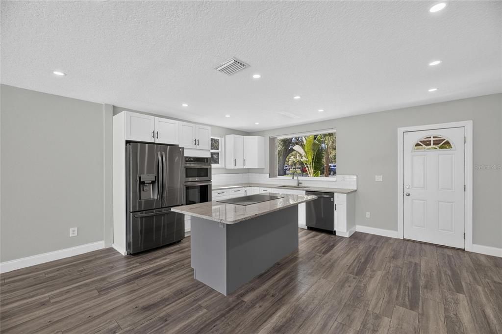 En Venta: $1,299,000 (3 camas, 2 baños, 1614 Pies cuadrados)