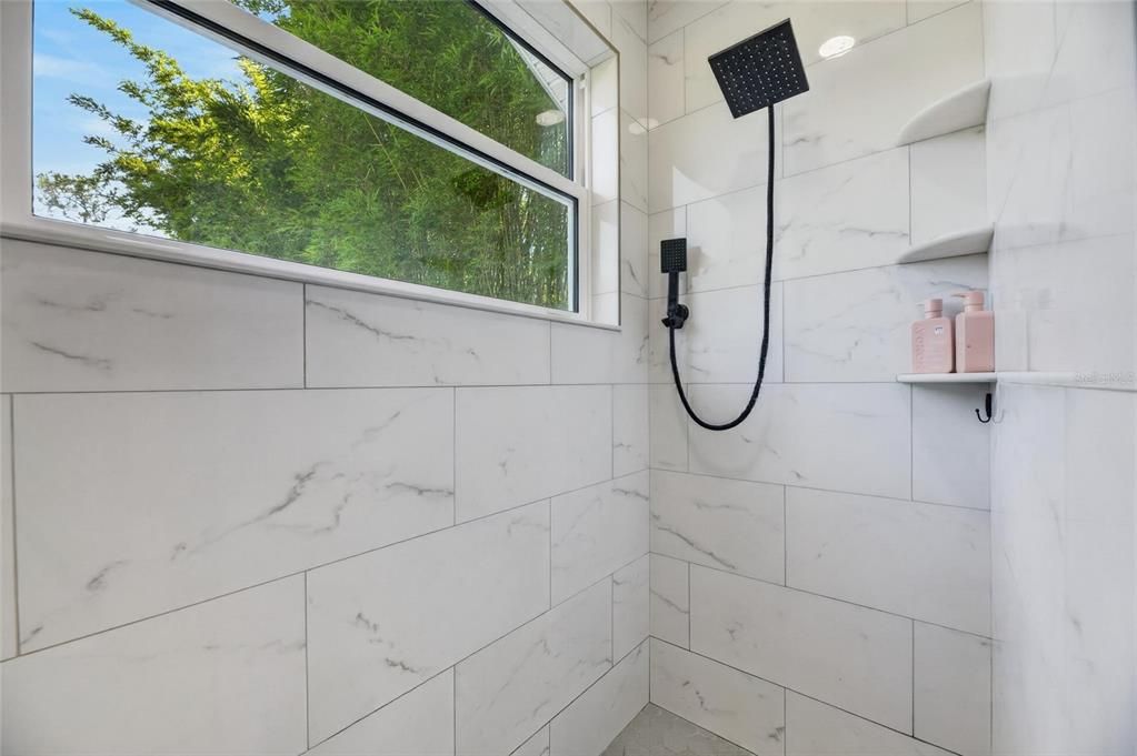 En Venta: $1,299,000 (3 camas, 2 baños, 1614 Pies cuadrados)