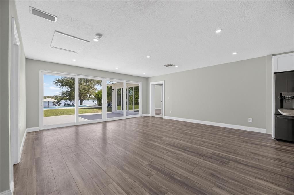 En Venta: $1,299,000 (3 camas, 2 baños, 1614 Pies cuadrados)