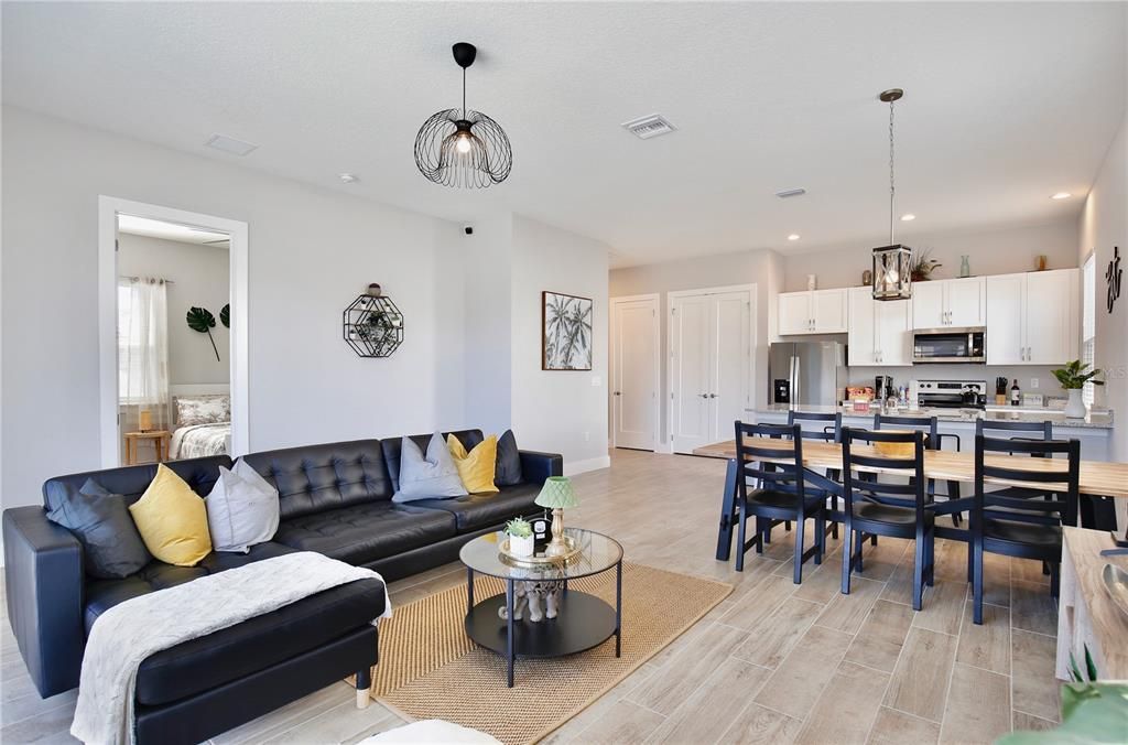 For Rent: $3,500 (4 beds, 3 baths, 2376 Square Feet)