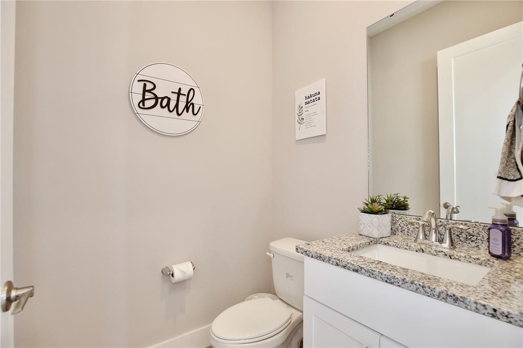 For Rent: $3,500 (4 beds, 3 baths, 2376 Square Feet)