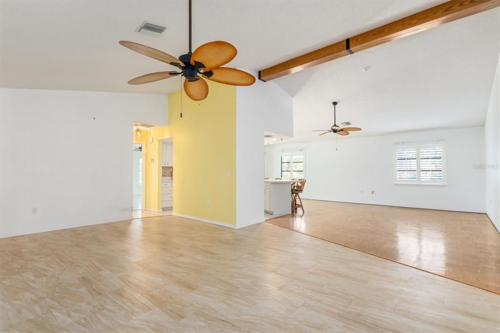 En Venta: $589,900 (3 camas, 2 baños, 1769 Pies cuadrados)
