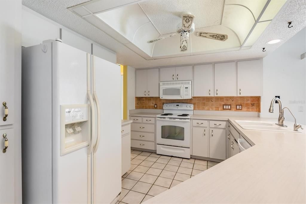 En Venta: $589,900 (3 camas, 2 baños, 1769 Pies cuadrados)