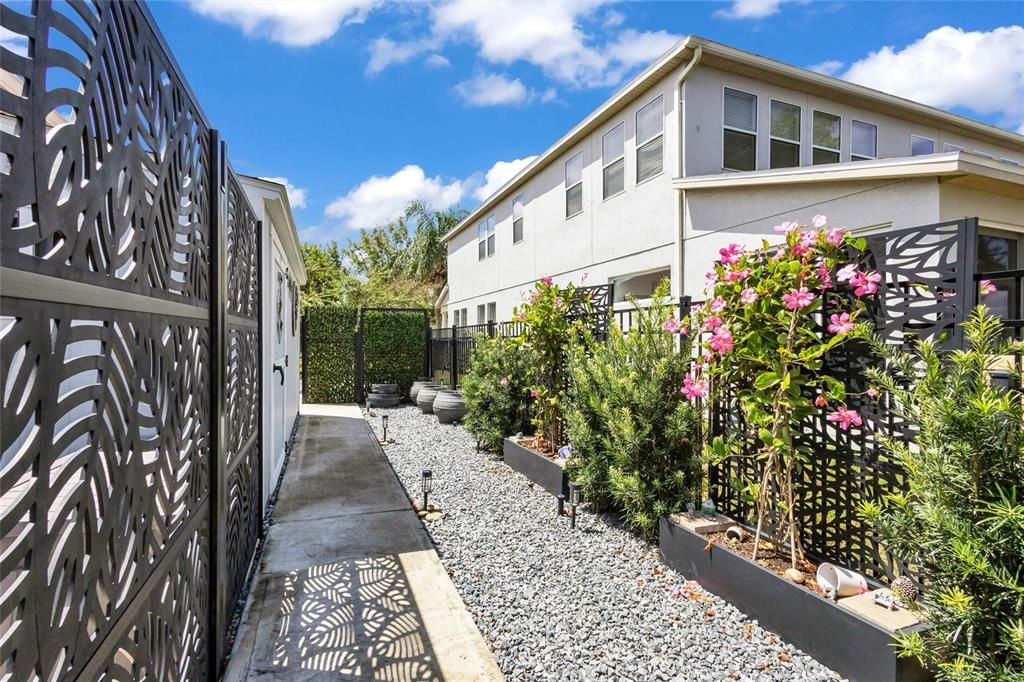 For Sale: $765,000 (5 beds, 4 baths, 2791 Square Feet)