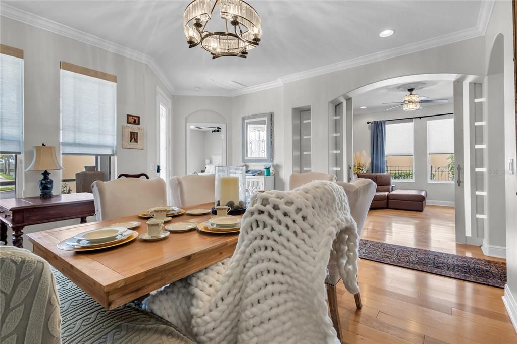 For Sale: $765,000 (5 beds, 4 baths, 2791 Square Feet)