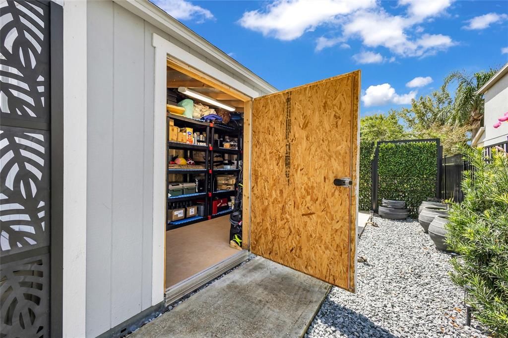 For Sale: $765,000 (5 beds, 4 baths, 2791 Square Feet)