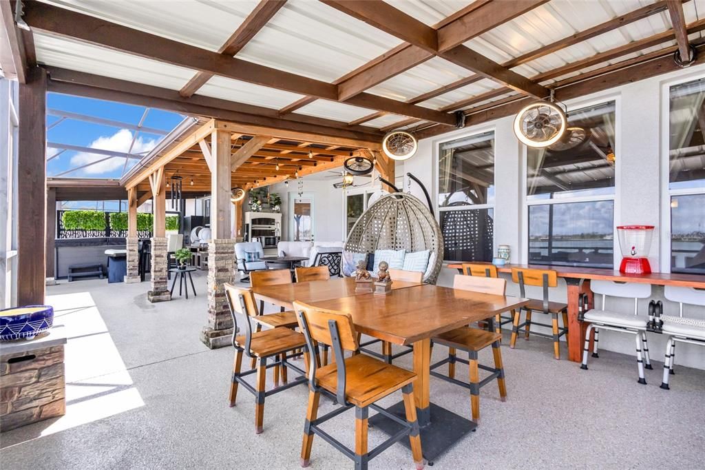 For Sale: $765,000 (5 beds, 4 baths, 2791 Square Feet)