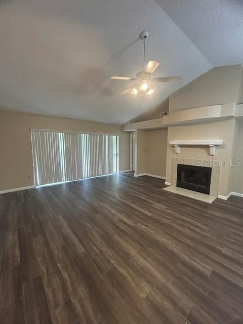 For Rent: $2,450 (3 beds, 2 baths, 1556 Square Feet)