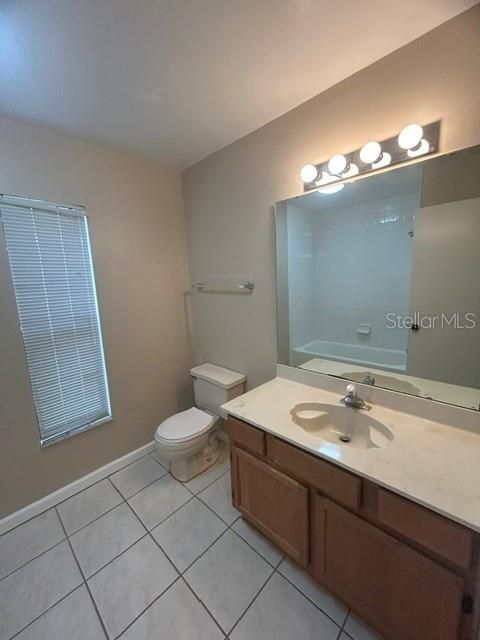For Rent: $2,450 (3 beds, 2 baths, 1556 Square Feet)