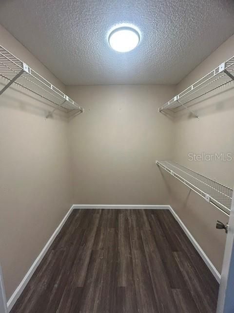For Rent: $2,450 (3 beds, 2 baths, 1556 Square Feet)