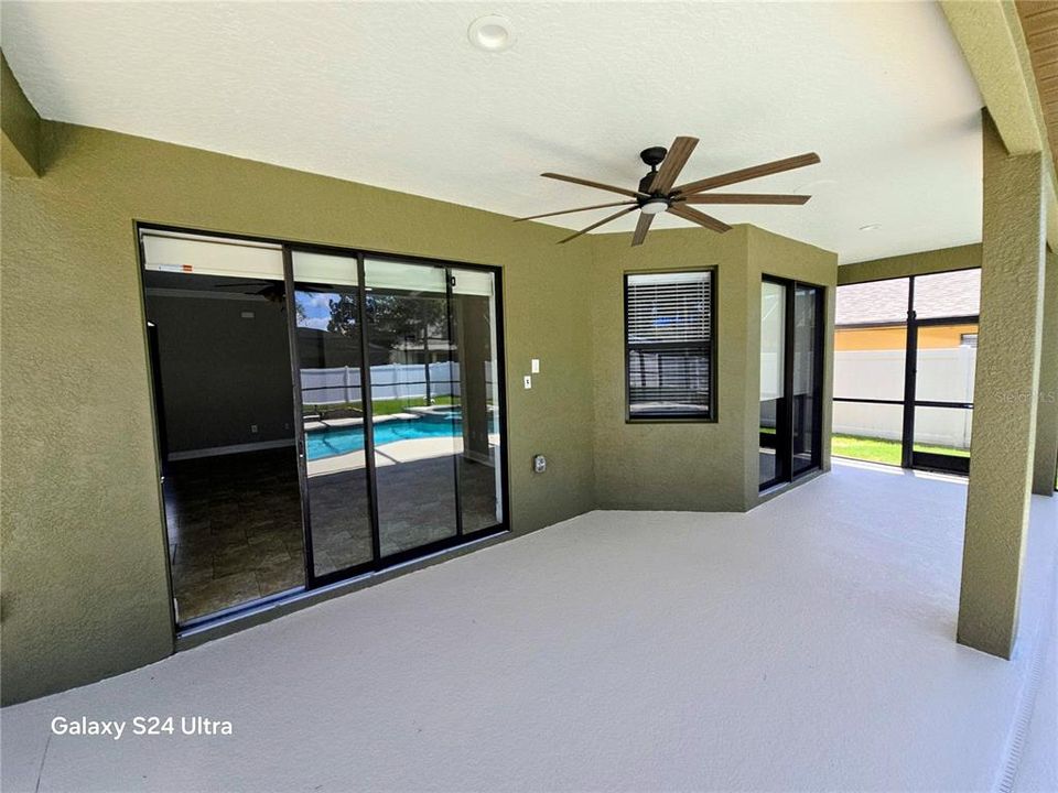 En Venta: $599,000 (5 camas, 3 baños, 3608 Pies cuadrados)