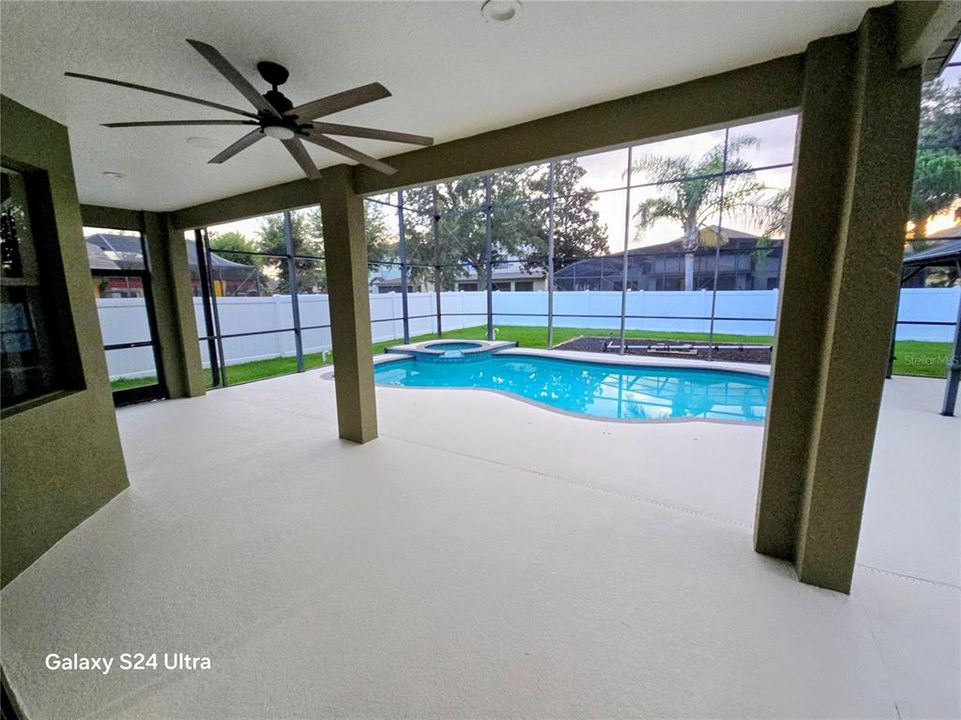 En Venta: $599,000 (5 camas, 3 baños, 3608 Pies cuadrados)