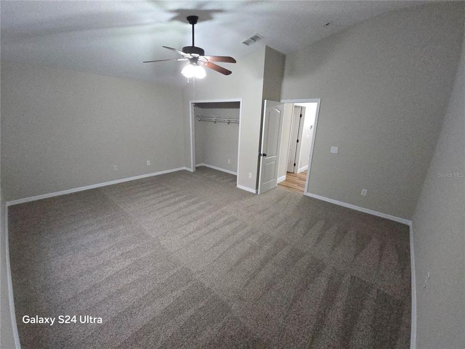 En Venta: $599,000 (5 camas, 3 baños, 3608 Pies cuadrados)