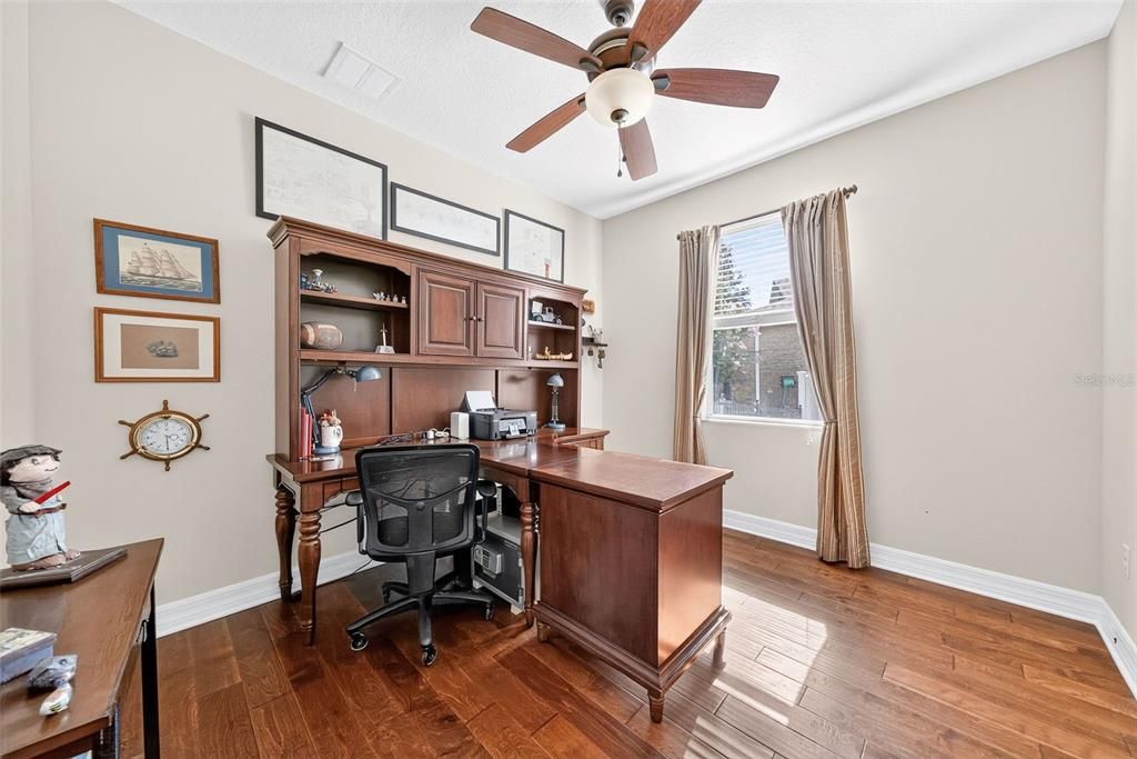 Active With Contract: $479,000 (3 beds, 3 baths, 2582 Square Feet)