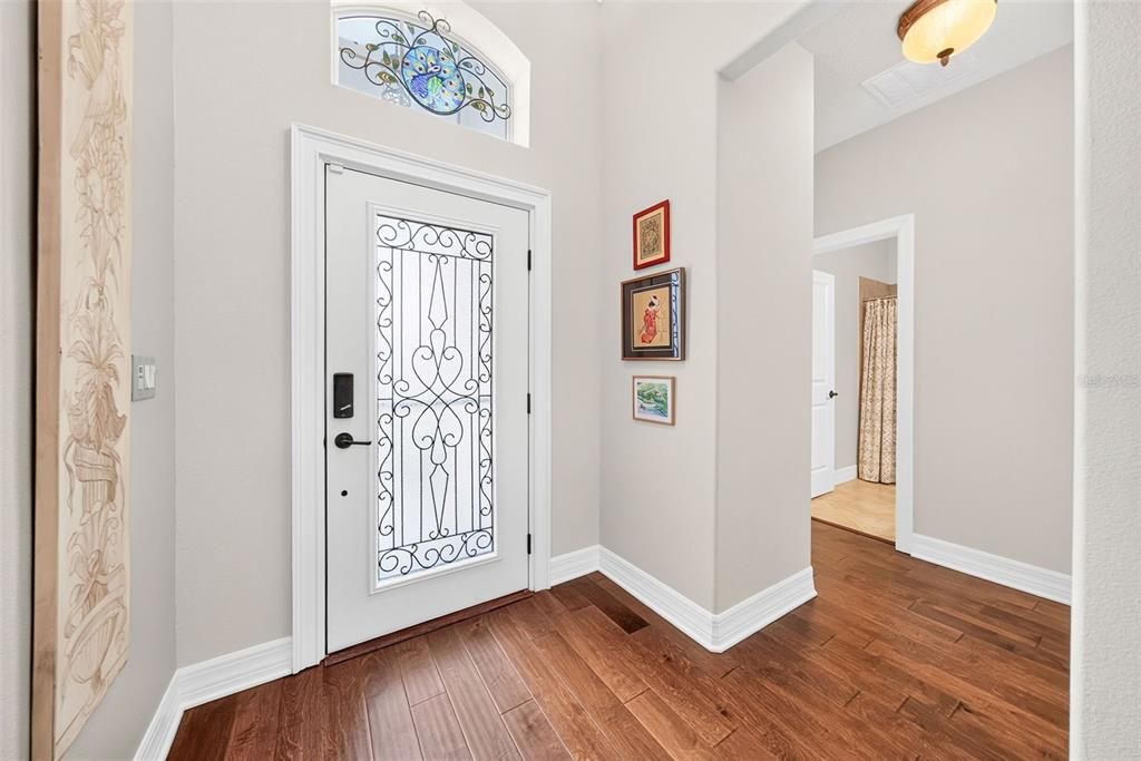 Active With Contract: $479,000 (3 beds, 3 baths, 2582 Square Feet)
