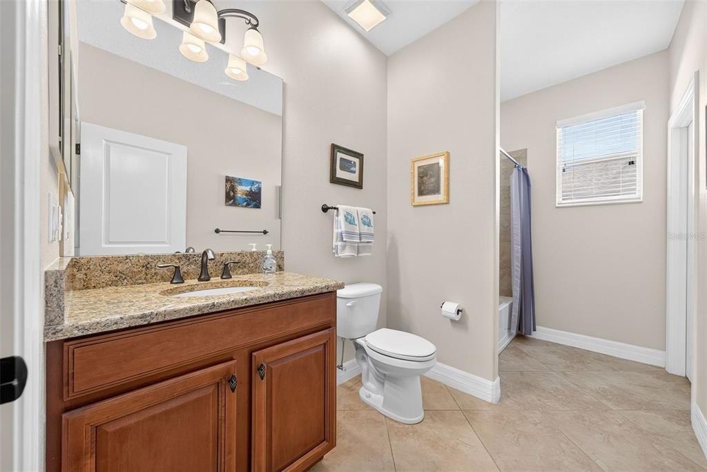 Active With Contract: $479,000 (3 beds, 3 baths, 2582 Square Feet)