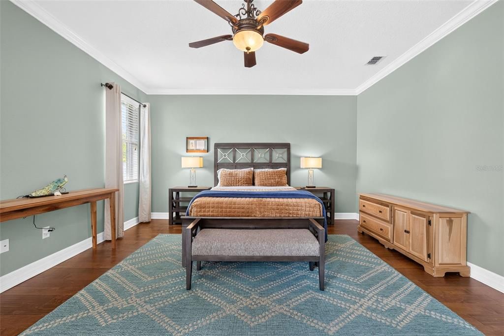 Active With Contract: $479,000 (3 beds, 3 baths, 2582 Square Feet)