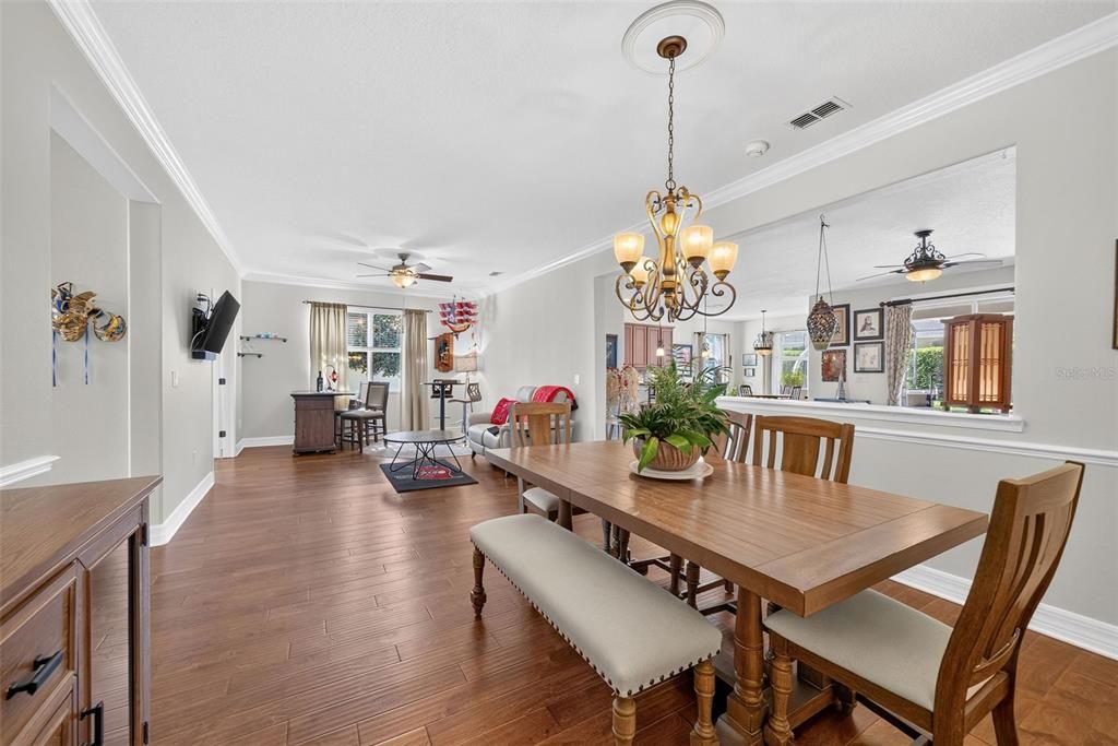 Active With Contract: $479,000 (3 beds, 3 baths, 2582 Square Feet)