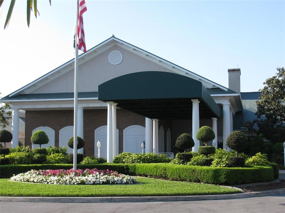 For Sale: $274,900 (2 beds, 2 baths, 1352 Square Feet)