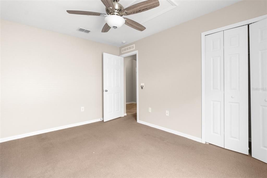 For Rent: $2,250 (3 beds, 2 baths, 1874 Square Feet)