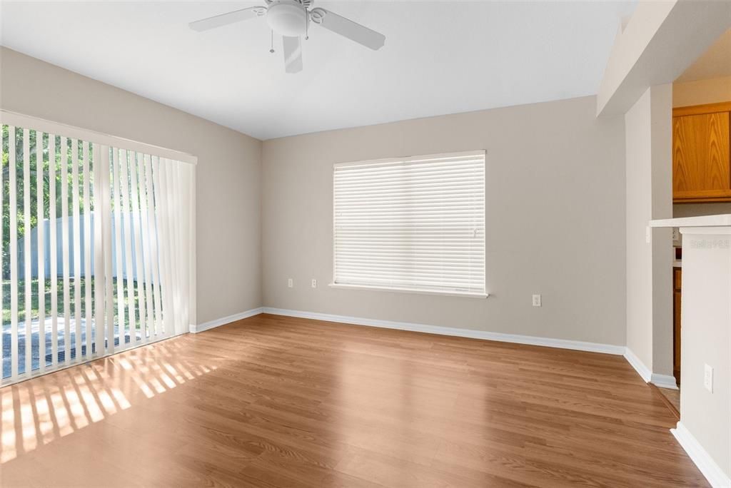 For Rent: $2,250 (3 beds, 2 baths, 1874 Square Feet)