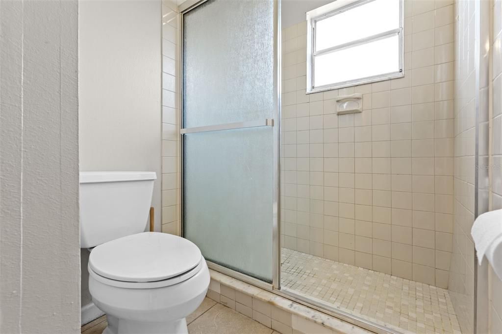 For Rent: $2,095 (3 beds, 2 baths, 1413 Square Feet)
