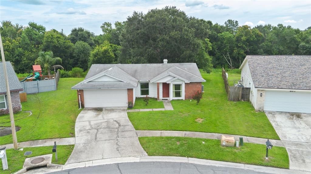 For Rent: $2,095 (3 beds, 2 baths, 1413 Square Feet)