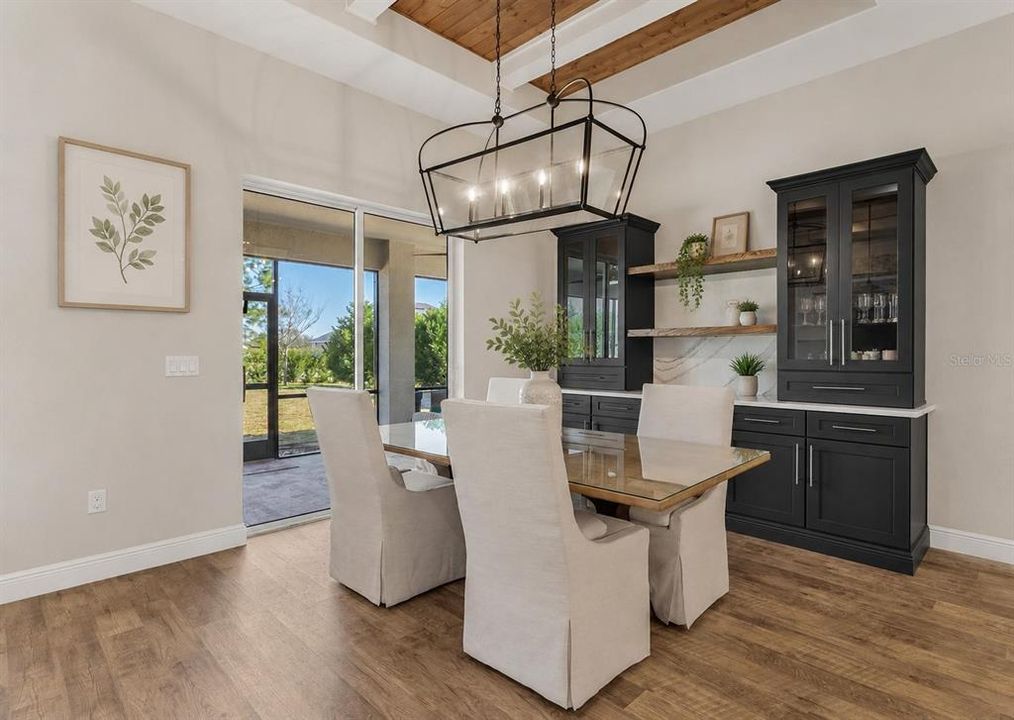En Venta: $574,000 (3 camas, 2 baños, 2278 Pies cuadrados)